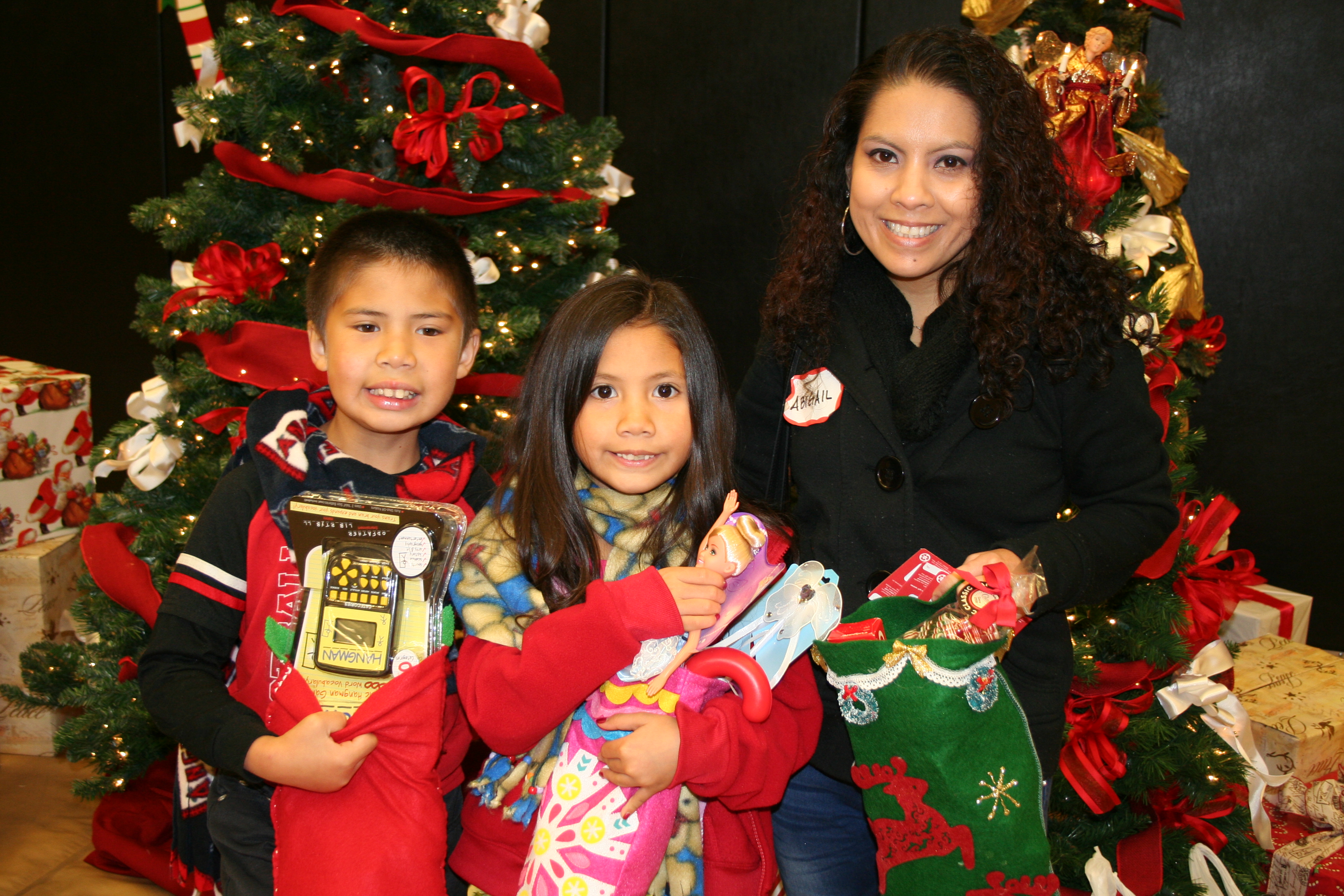 Filled Stockings Needed for Formerly Homeless Women and Kids in Sacramento